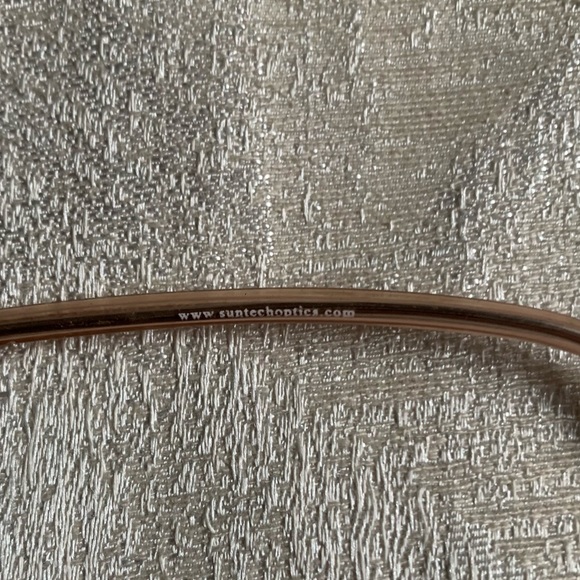 Vintage 90s/Y2K Pink Oval Sunglasses - Picture 7 of 7